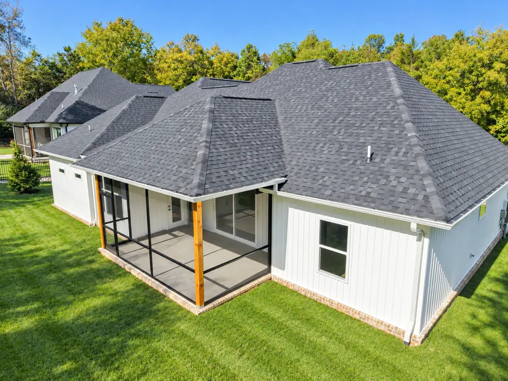 Saloli — aerial view of the home and land